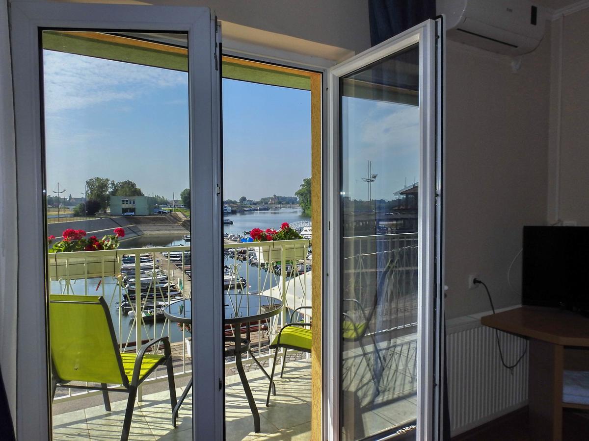 Marina Apartment